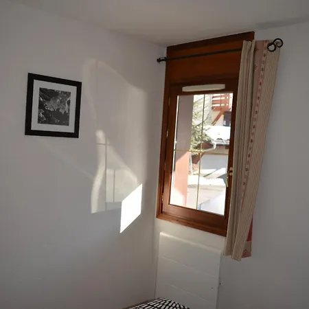 4 Personnes - - Espace Diamant - Avec Piscine Chauffee * Flumet
